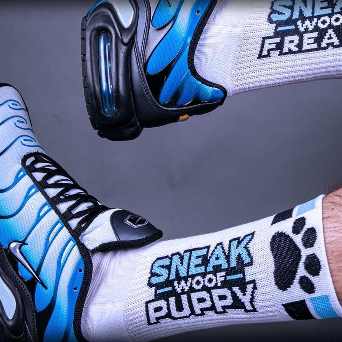 SNEAKFREAXX - Socken I Puppy-Play I weiß-blau