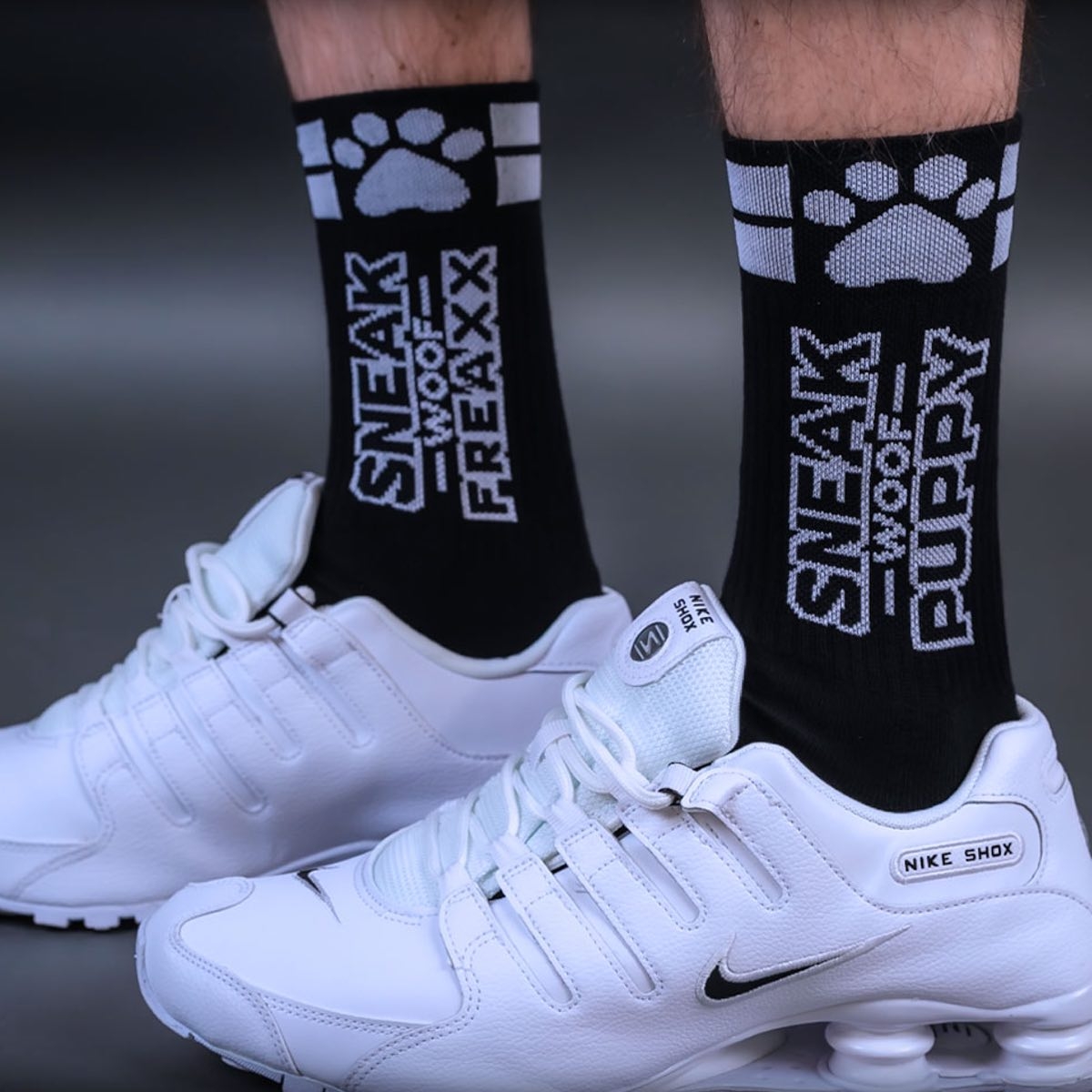 SNEAKFREAXX - Socken I Puppy-Play I schwarz-weiß