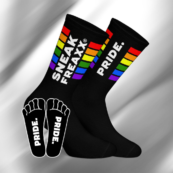 SNEAKFREAXX - Socken I PRIDE-Edition BLACK I regenbogenfarben